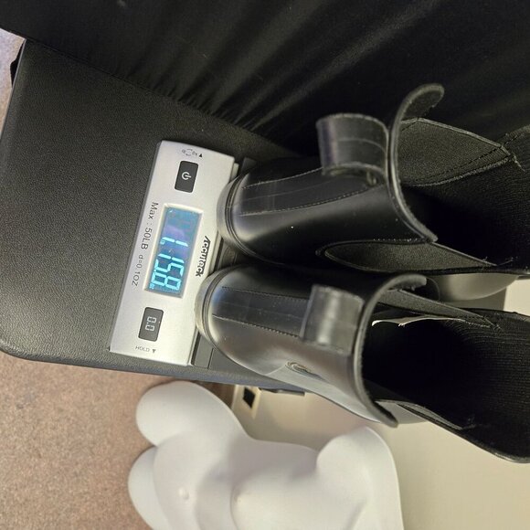 a new day Black Chelsea Ankle Rain Boots Size 11 With Elastic Gussets & Pull Tab - Picture 10 of 10